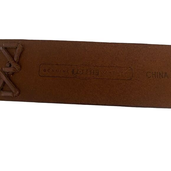 Vintage 90s Fossil Genuine Leather Embossed Stitched Belt Size Medium main image 4